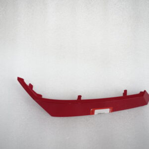 Łącznik obudowy przód lewy czerwona X-trail 125