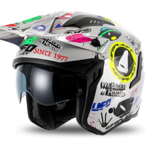 UFO KASK SHERATAN JET / TRIAL Z BLENDĄ PRZECIWSŁONECZNĄ KOLOR SREBRNY Z KOLOROWYMI APLIKACJAMI UFO ROZMIAR S - KOLEKCJA 2025/2026