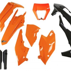 UFO KOMPLET PLASTIKÓW (FULL KIT) Z OSŁONAMI TELESKOPÓW (AMORTYZATORÓW) KTM EXC/EXC-F TPI '17-'19 Z OSŁONĄ LAMPY KOLOR OEM (POMARAŃCZOWY/CZARNY) (KT523E999)
