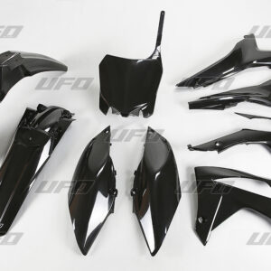 UFO KOMPLET PLASTIKÓW HONDA CRF 250R 14-17, CRF 450R 13-16 Z OSŁONAMI FILTRA POWIETRZA KOLOR CZARNY (HO121E001)