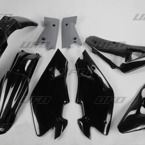 UFO KOMPLET PLASTIKÓW HUSQVARNA 2T '00-'04, 4T '02-'04 KOLOR CZARNY (HU600E001)