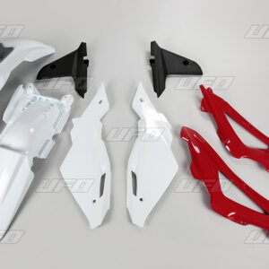 UFO KOMPLET PLASTIKÓW HUSQVARNA CR 125 '09-'13 KOLOR OEM (BIAŁY/CZERWONY/CZARNY) (HU611E999)