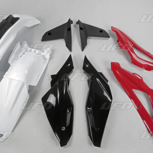 UFO KOMPLET PLASTIKÓW HUSQVARNA TC 4T '08-'10 KOLOR OEM (BIAŁY/CZERWONY/CZARNY) (HU607E999)