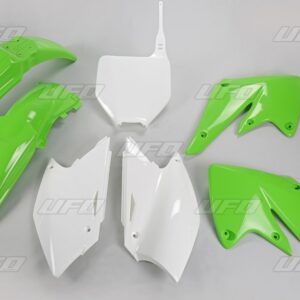 UFO KOMPLET PLASTIKÓW KAWASAKI KXF 250 '04-'05 KOLOR OEM (ZIELONY/BIAŁY) (KA203E999)