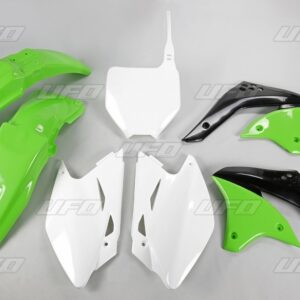 UFO KOMPLET PLASTIKÓW KAWASAKI KXF 450 '06 KOLOR OEM (ZIELONY/BIAŁY) (KA205E999)