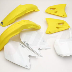 UFO KOMPLET PLASTIKÓW SUZUKI RM 125 / 250 '06-'24 KOLOR OEM (BIAŁY/ŻÓŁTY) (SU406E999)