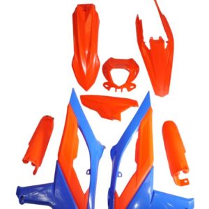 UFO KOMPLET PLASTIKÓW (FULL KIT) Z OSŁONAMI TELESKOPÓW (AMORTYZATORÓW) BETA RR 125 / 250 / 300 / 350 / 400 / 450 '23-'24 KOLOR CZERWONY / NIEBIESKI RACING