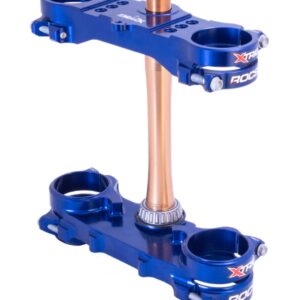 XTRIG PÓŁKI ZAWIESZENIA PRZEDNIEGO ROCS TECH TRIPLE CLAMPS YAMAHA YZ 250F '24-'25; YZ 450F '23-'25 (OFFSET 22MM) KOLOR NIEBIESKI