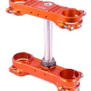 XTRIG PÓŁKI ZAWIESZENIA PRZEDNIEGO ROCS TECH TRIPLE CLAMPS KTM SX/SX-F '13-; EXC; HUSQVARNA '14-'22; GAS GAS '21-'22 (OFFSET 20MM) KOLOR POMARAŃCZOWY